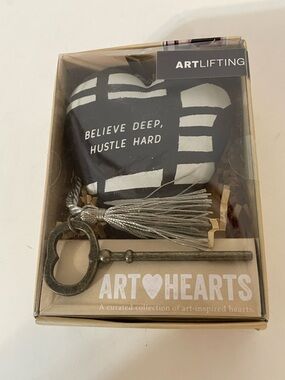 Demdaco Art of Hearts Decor NIB